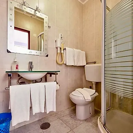 Hotel Palmeira *